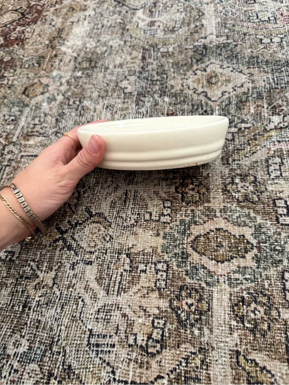 Cream Ceramic Soap Dish - Classic Home